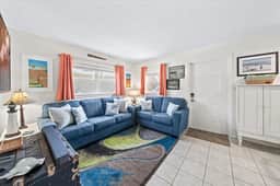 Cozy Beachside Condo 1bd/1bth in Cape Canaveral