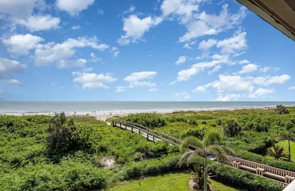 Beachside Condo with Pool